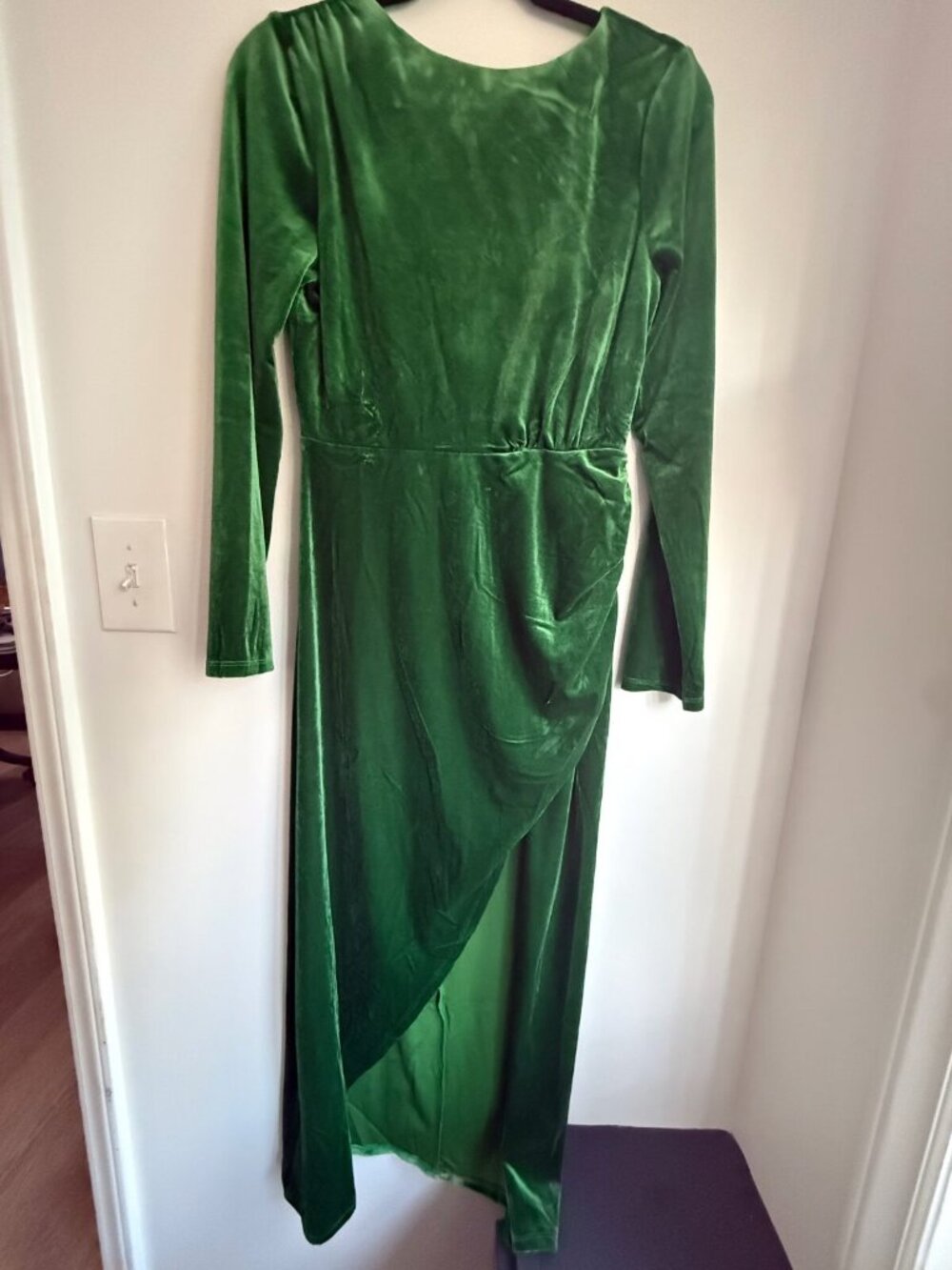 Reveriee Emerald Green Velvet Wrap Maxi Dress Sz S Open Back Long Sleeve